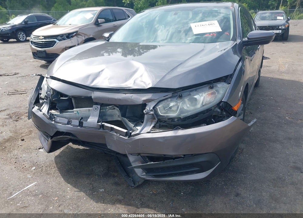 2018 HONDA CIVIC EX VIN: 19XFC2F70JE025734