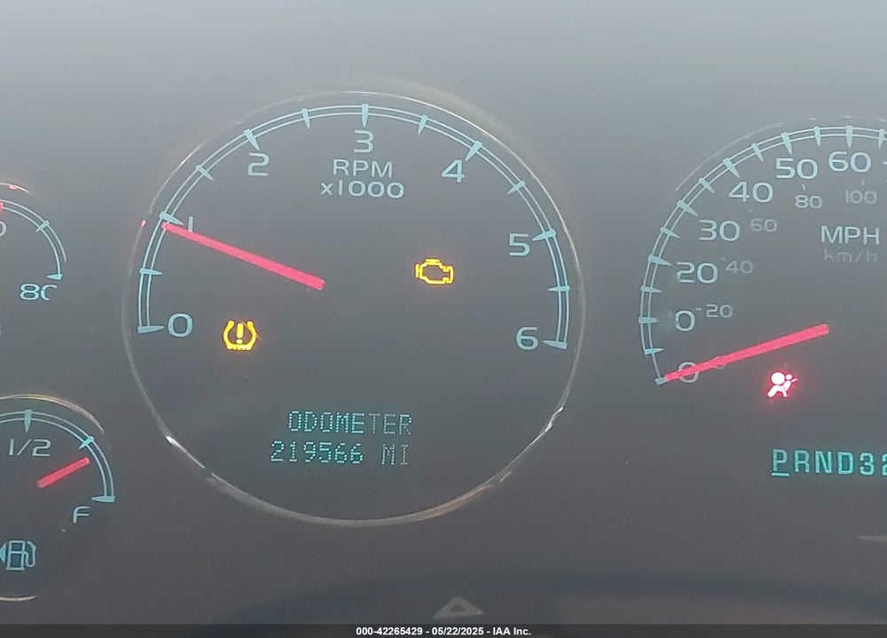 2007 CHEVROLET TAHOE VIN: 1GNFK13047J105173
