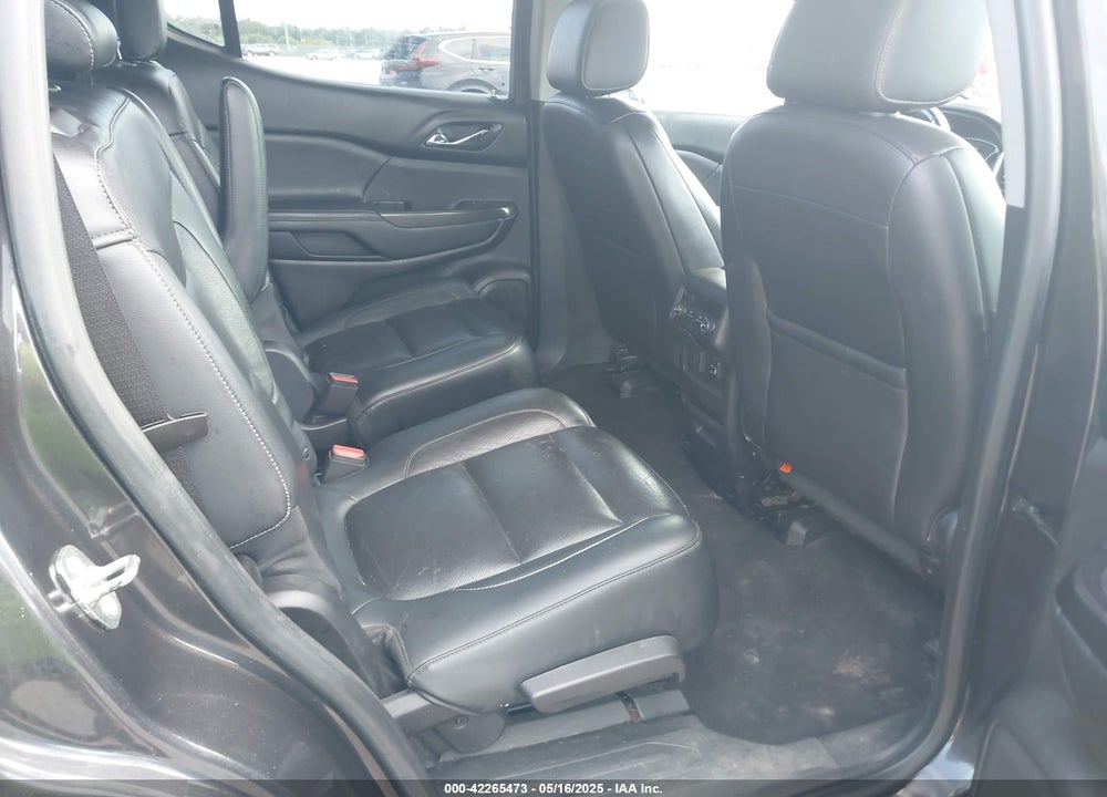 2017 GMC ACADIA VIN: 1GKKNMLS3HZ320861