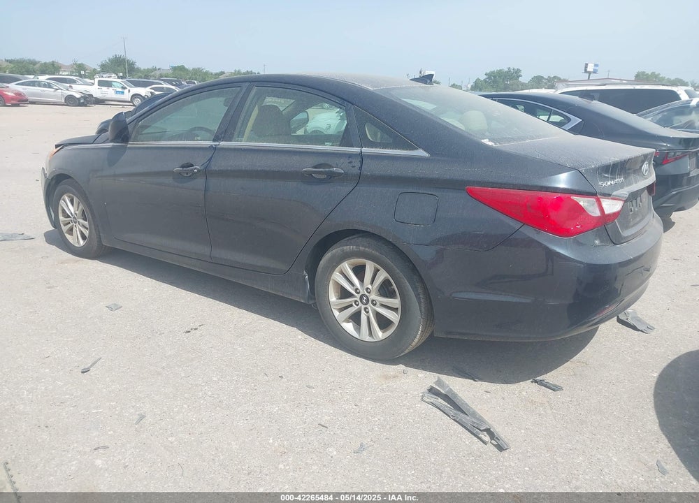2012 HYUNDAI SONATA VIN: 5NPEB4AC9CH412330