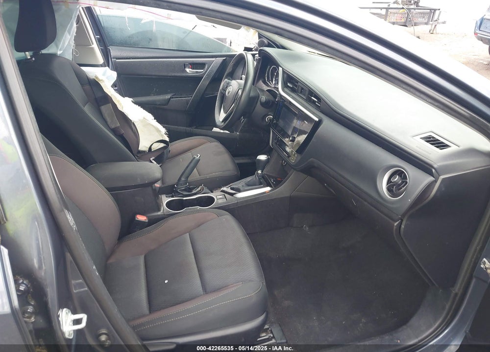 2017 TOYOTA COROLLA VIN: 5YFBURHE1HP587196