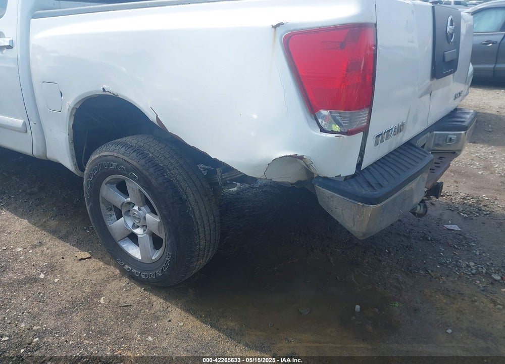 2004 NISSAN TITAN SE VIN: 1N6AA07B74N581334