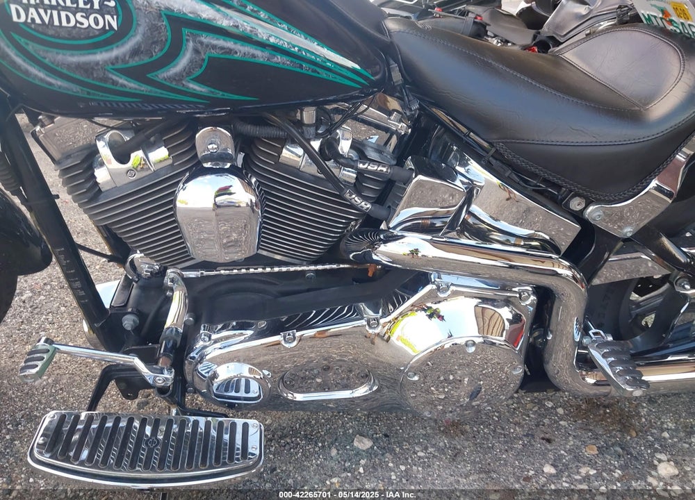 2001 HARLEY-DAVIDSON FLSTFI VIN: 1HD1BXB101Y044272