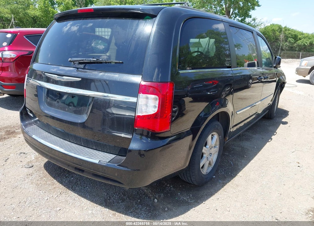 2013 CHRYSLER TOWN & COUNTRY TOURING VIN: 2C4RC1BG2DR584962