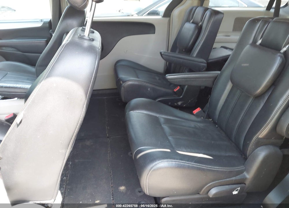 2013 CHRYSLER TOWN & COUNTRY TOURING VIN: 2C4RC1BG2DR584962
