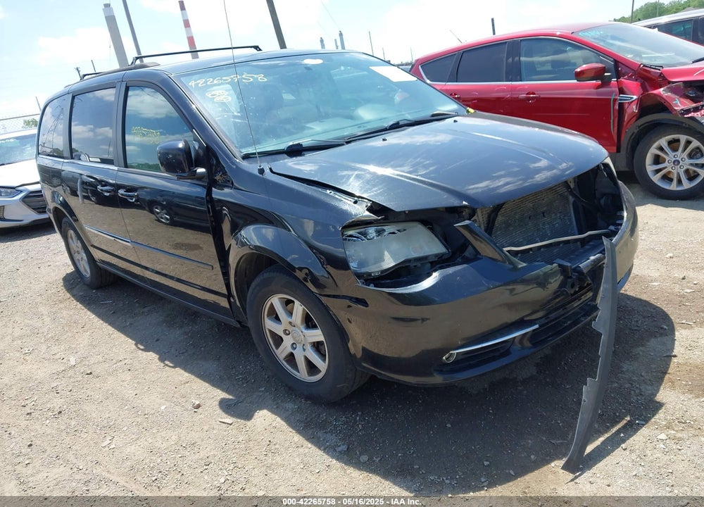 2013 CHRYSLER TOWN & COUNTRY TOURING VIN: 2C4RC1BG2DR584962