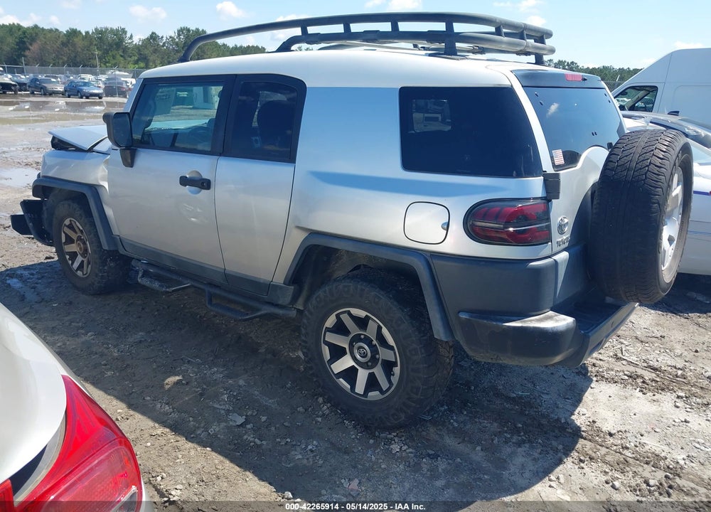 2007 TOYOTA FJ CRUISER VIN: JTEBU11F770030222