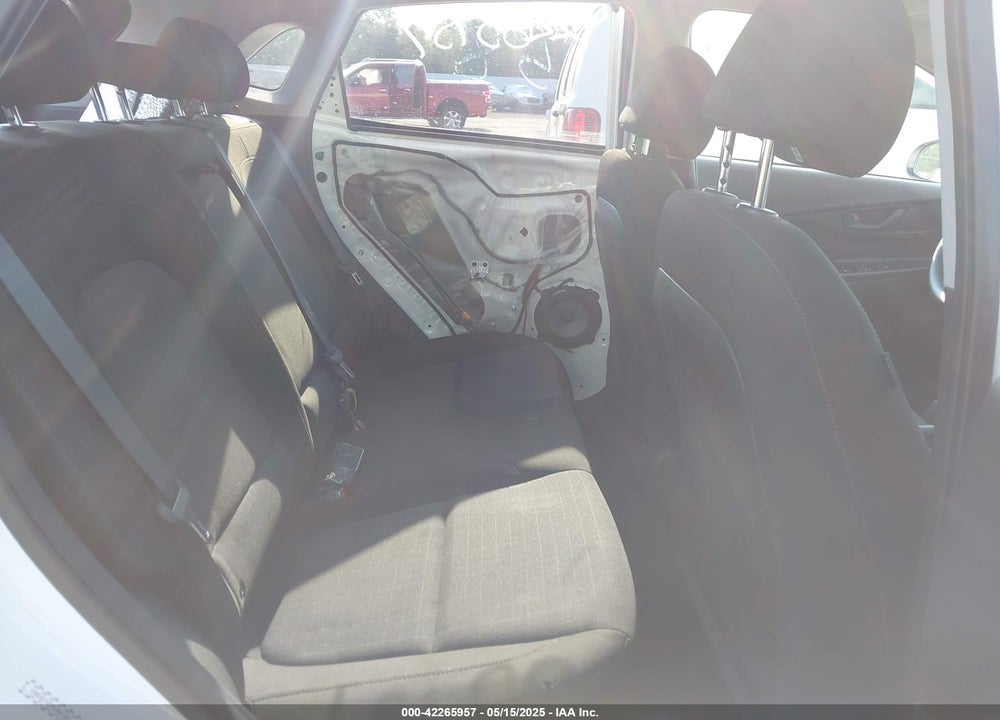 2022 HYUNDAI KONA VIN: KM8K6CAB7NU901581