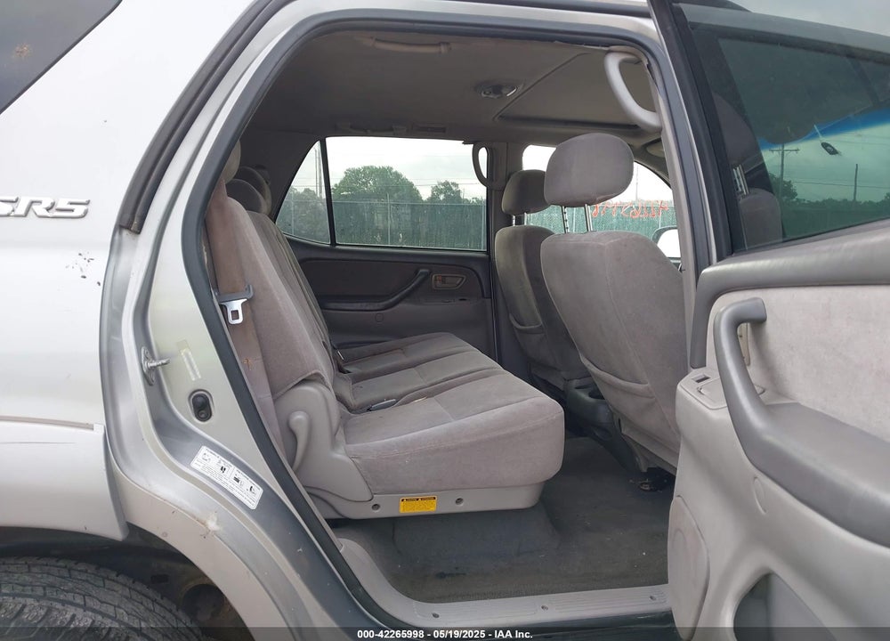 2002 TOYOTA SEQUOIA SR5 V8 VIN: 5TDZT34A82S072471