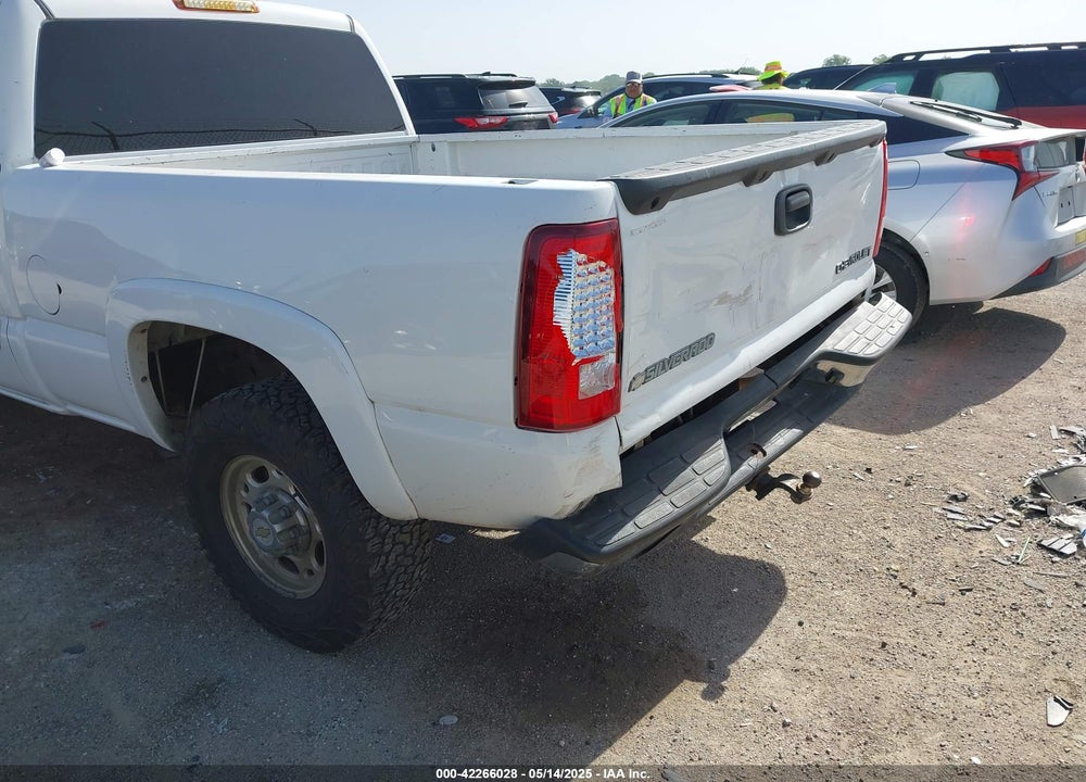 2003 CHEVROLET SILVERADO 1500HD LS VIN: 1GCGC13U33F169344