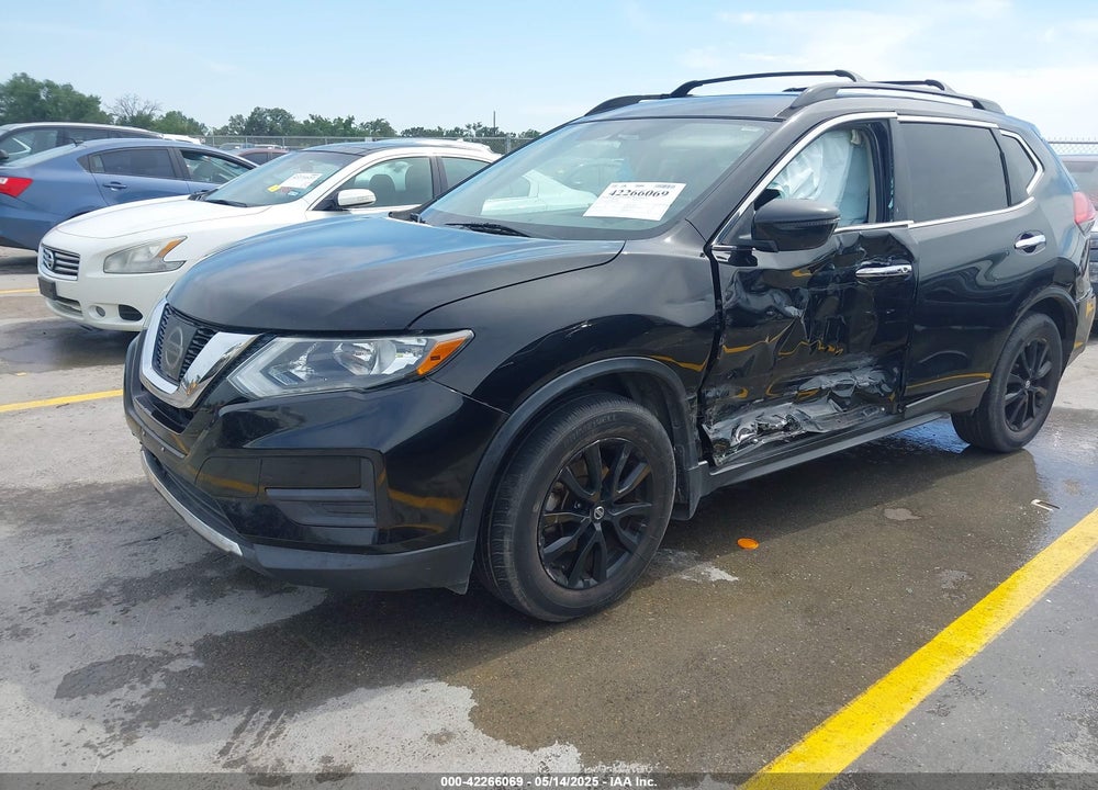 2017 NISSAN ROGUE SV VIN: 5N1AT2MT3HC879088