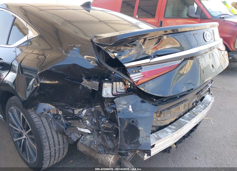 2022 LEXUS ES 300H VIN: 58ADA1C16NU025224