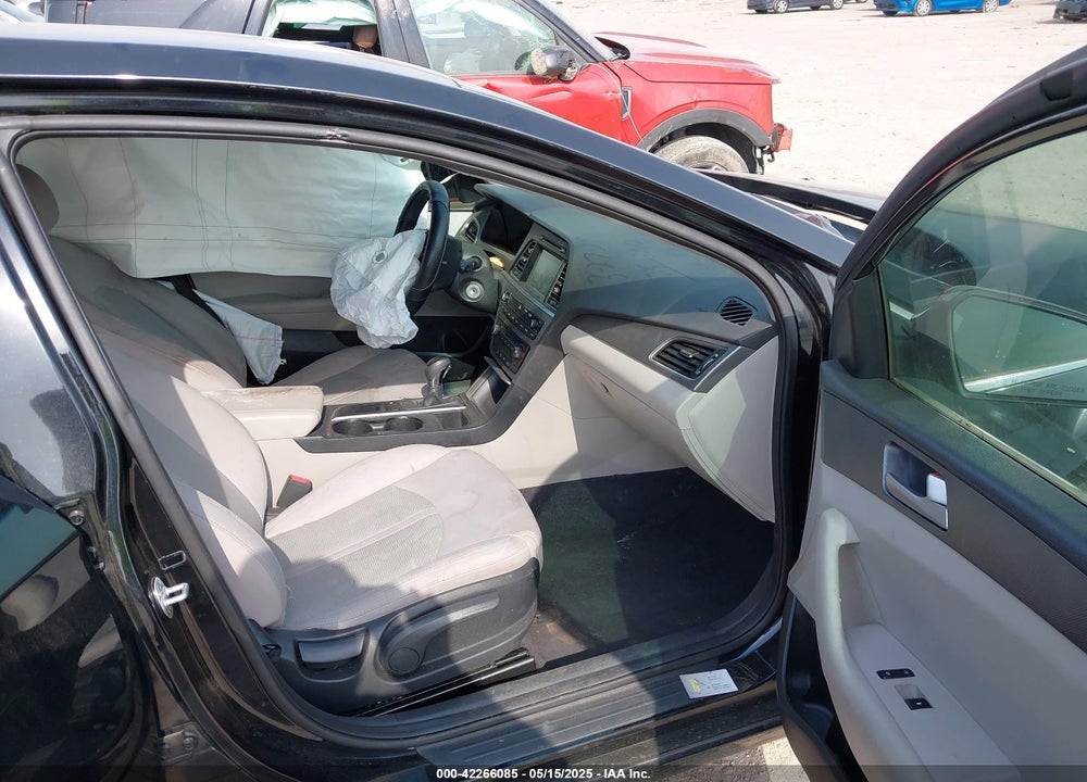 2016 HYUNDAI SONATA VIN: 5NPE24AF2GH320959