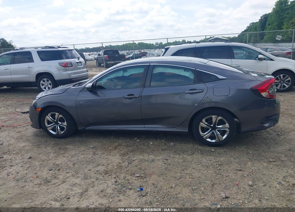 2018 HONDA CIVIC VIN: 2HGFC2F58JH602336