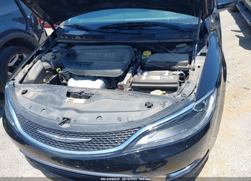2016 CHRYSLER 200 VIN: 1C3CCCAB0GN178420