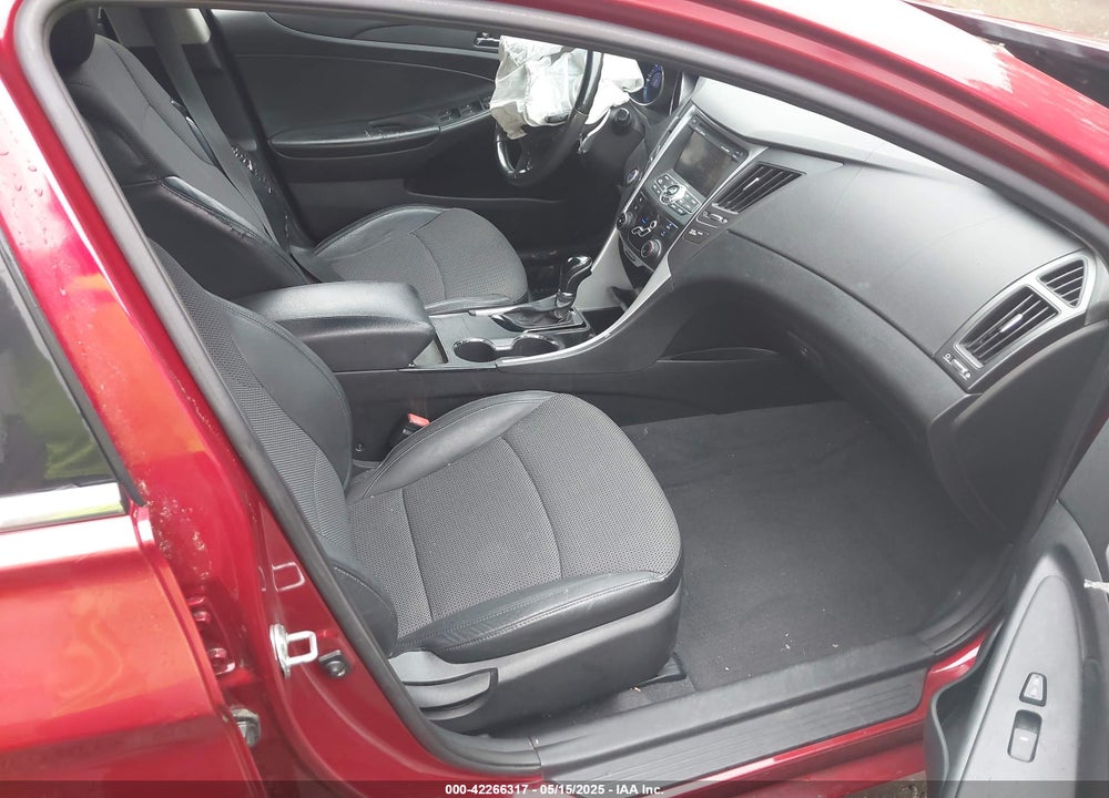 2011 HYUNDAI SONATA SE VIN: 5NPEC4AC5BH171796