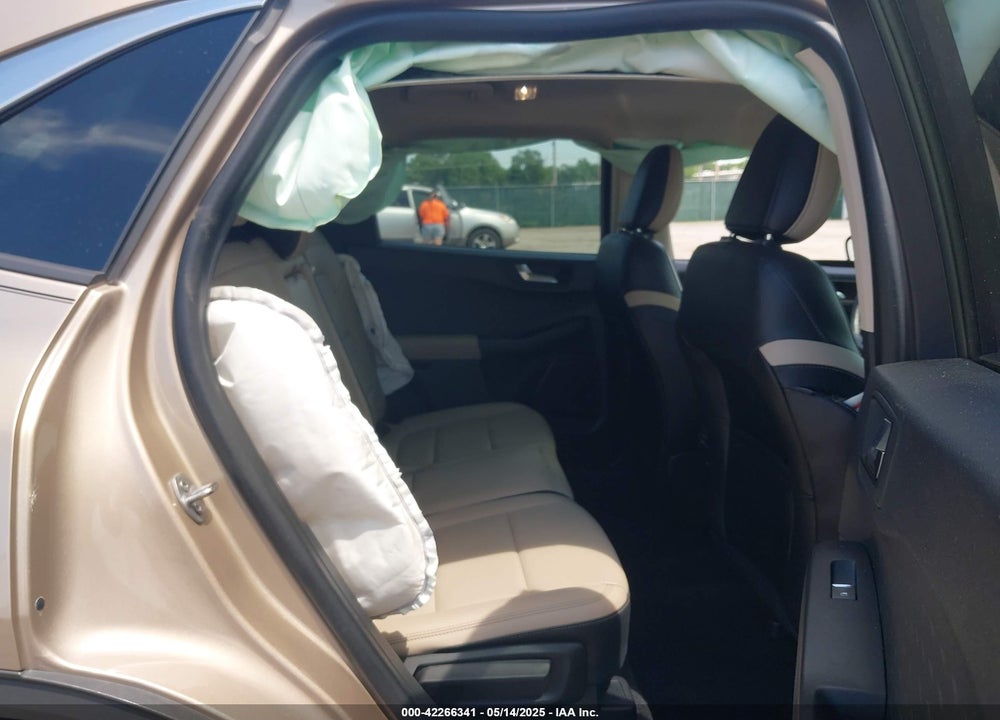 2020 FORD ESCAPE SEL VIN: 1FMCU0H69LUB23895