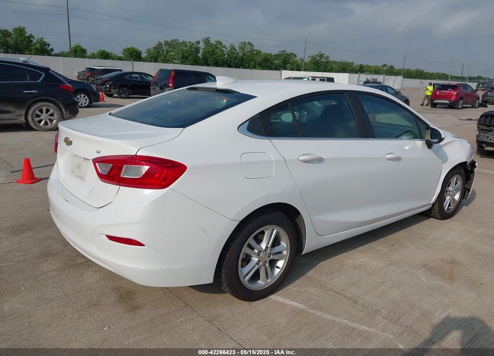 2017 CHEVROLET CRUZE VIN: 1G1BE5SM4H7204688