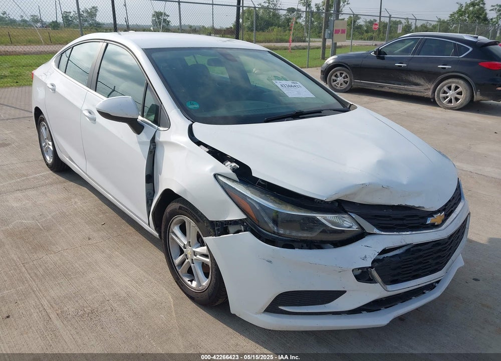 2017 CHEVROLET CRUZE VIN: 1G1BE5SM4H7204688