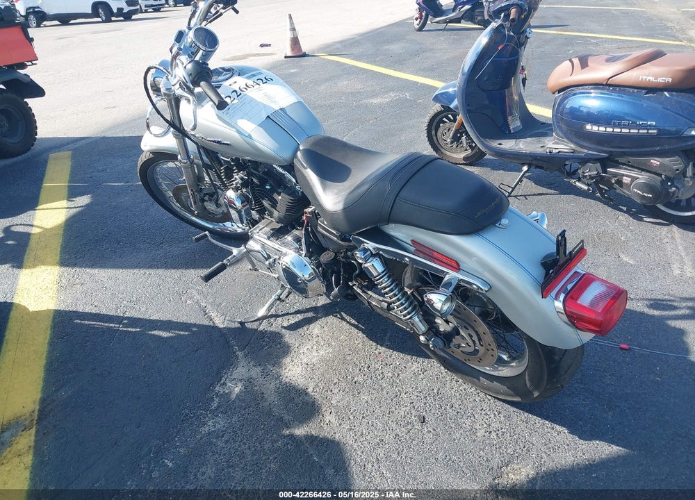 2005 HARLEY-DAVIDSON XL1200 C VIN: 1HD1CGP145K469489