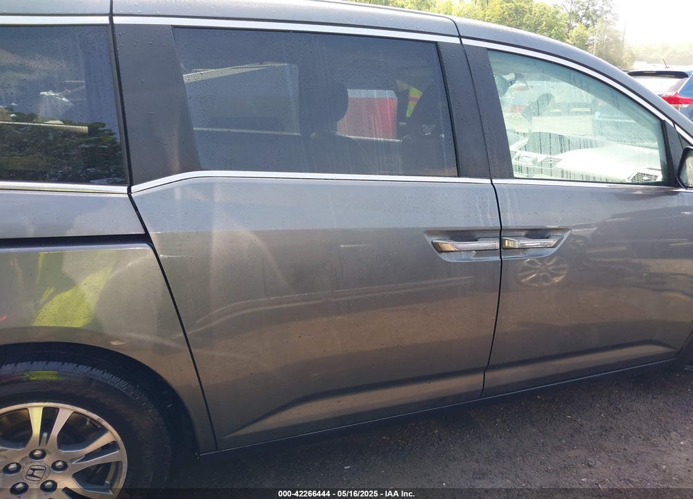2013 HONDA ODYSSEY VIN: 5FNRL5H67DB018622