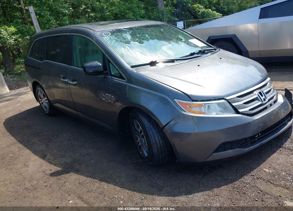 2013 HONDA ODYSSEY VIN: 5FNRL5H67DB018622