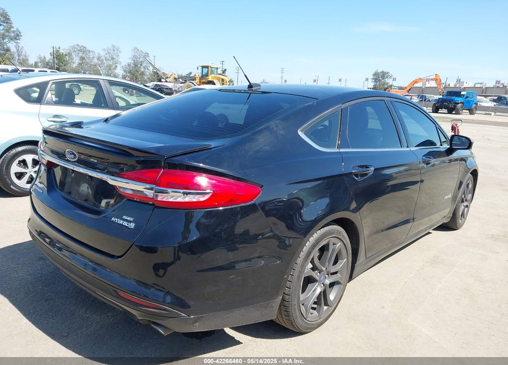 2018 FORD FUSION VIN: 3FA6P0LU5JR128665