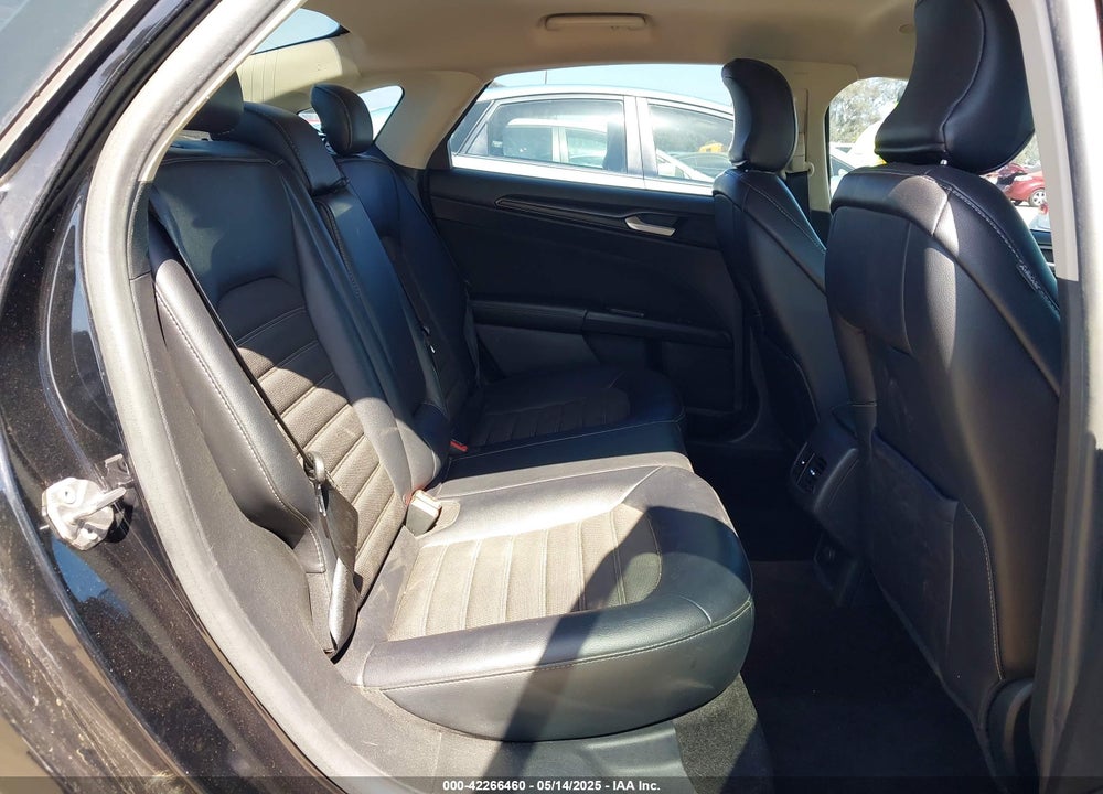 2018 FORD FUSION VIN: 3FA6P0LU5JR128665