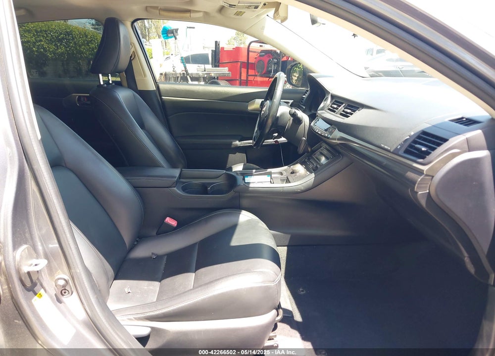 2015 LEXUS CT 200H VIN: JTHKD5BH9F2215210