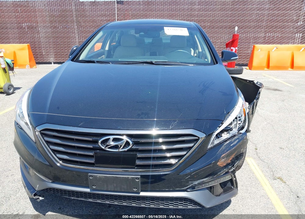 2016 HYUNDAI SONATA LIMITED/SPORT VIN: 5NPE34AF7G8351167