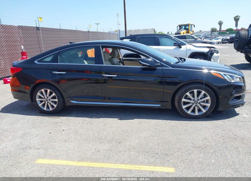 2016 HYUNDAI SONATA LIMITED/SPORT VIN: 5NPE34AF7G8351167
