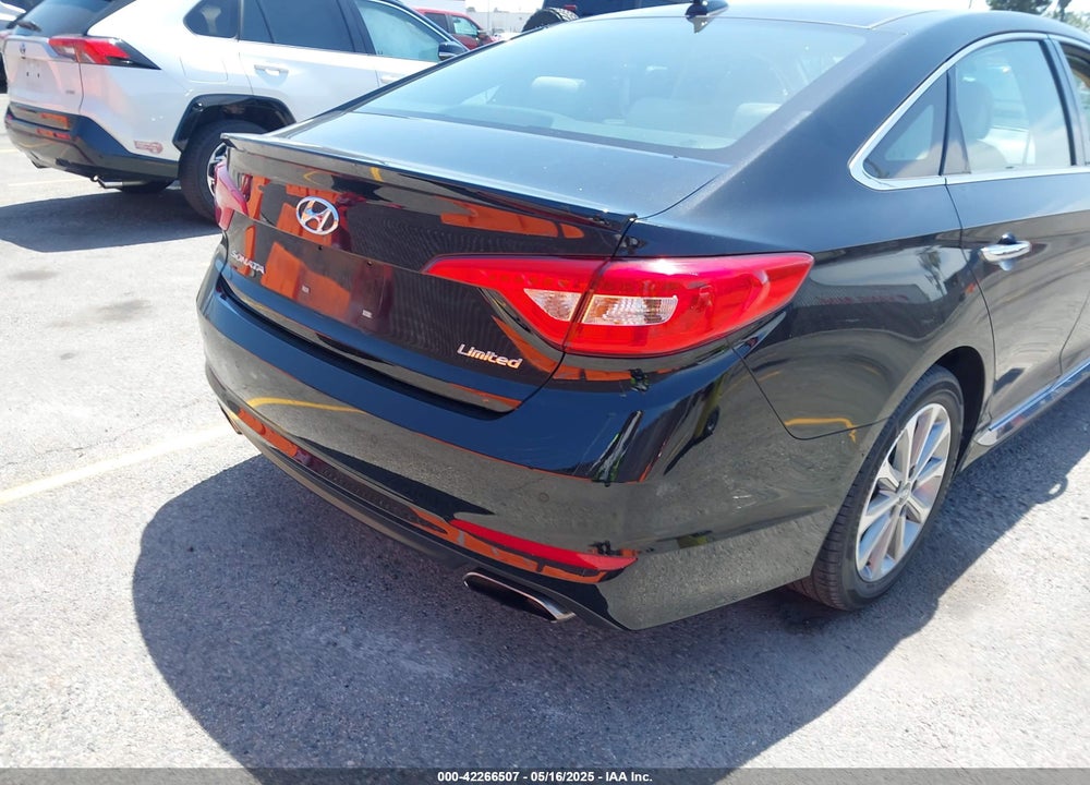 2016 HYUNDAI SONATA LIMITED/SPORT VIN: 5NPE34AF7G8351167
