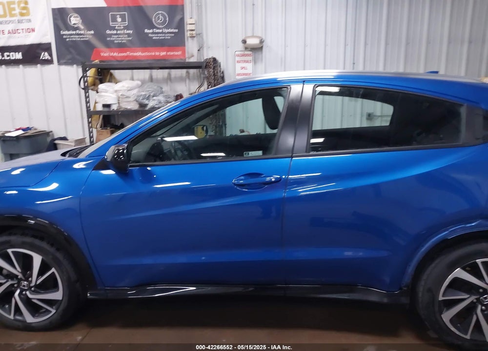 2020 HONDA HR-V VIN: 3CZRU6H15LM738299