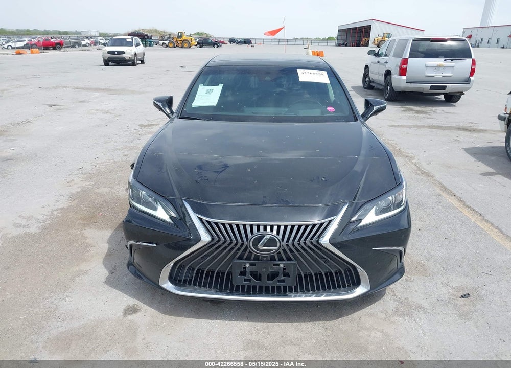 2019 LEXUS ES350 VIN: 58ABZ1B17KU008512
