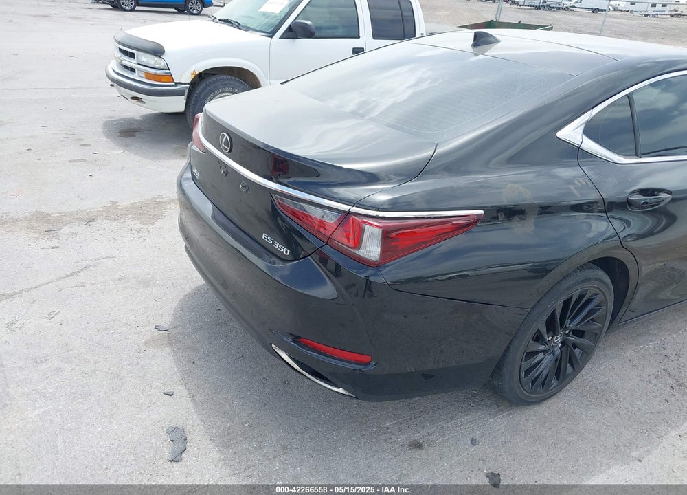 2019 LEXUS ES350 VIN: 58ABZ1B17KU008512
