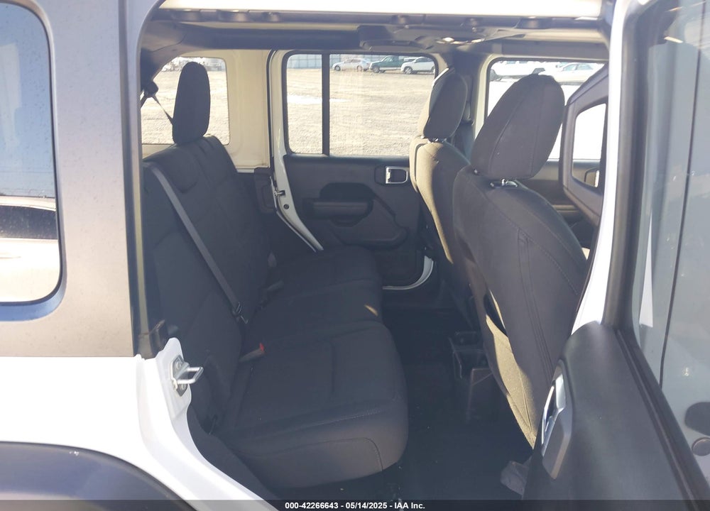 2023 JEEP WRANGLER / VIN: 1C4HJXDG1PW531053
