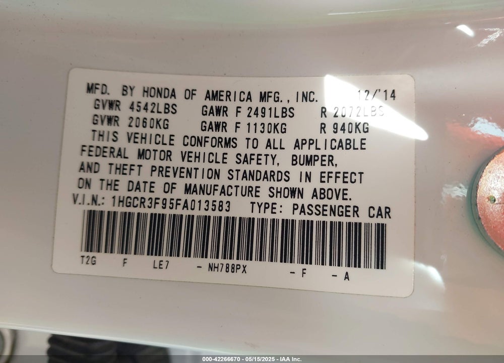 2015 HONDA ACCORD VIN: 1HGCR3F95FA013583