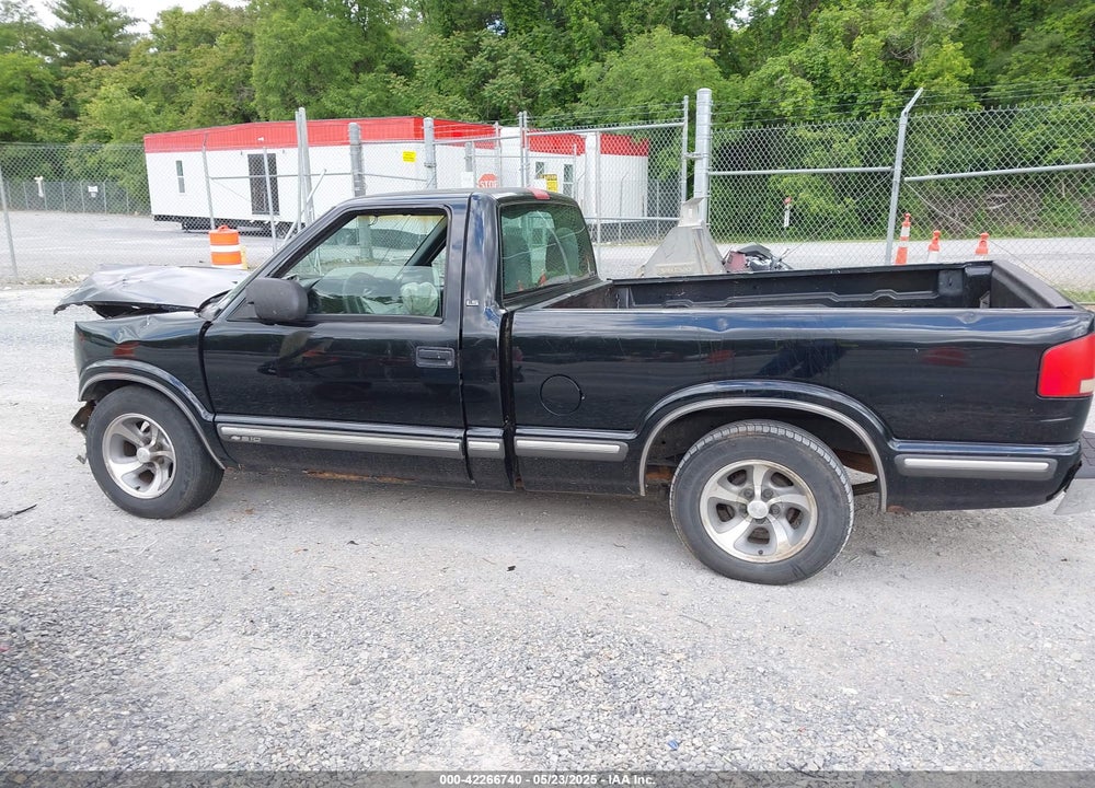 1998 CHEVROLET S-10 LS FLEETSIDE VIN: 1GCCS14X0W8138264
