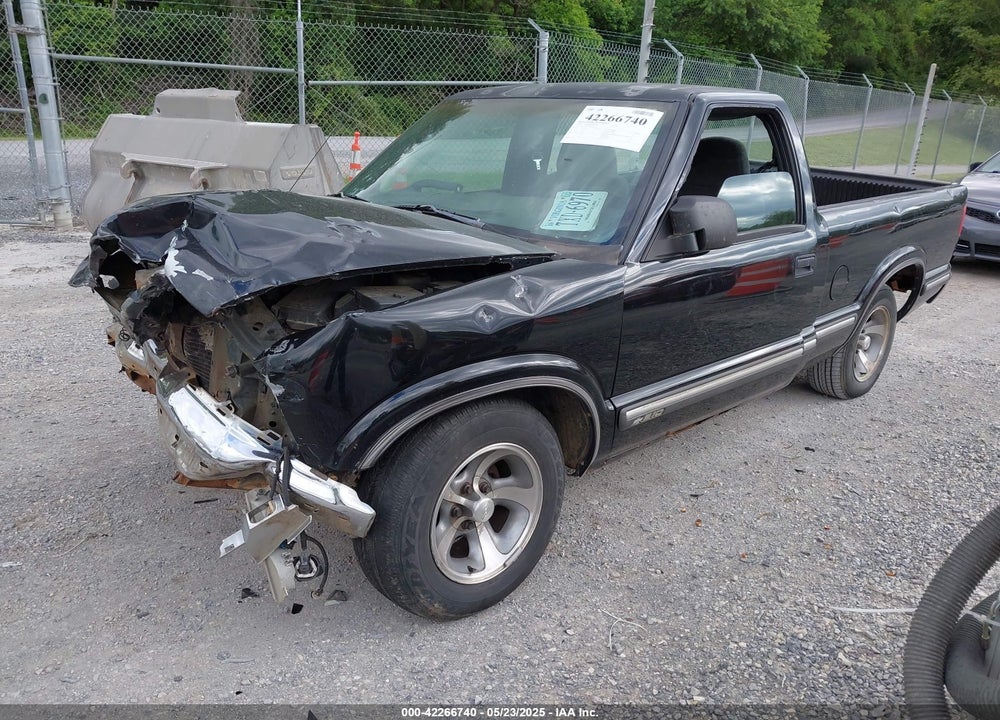 1998 CHEVROLET S-10 LS FLEETSIDE VIN: 1GCCS14X0W8138264