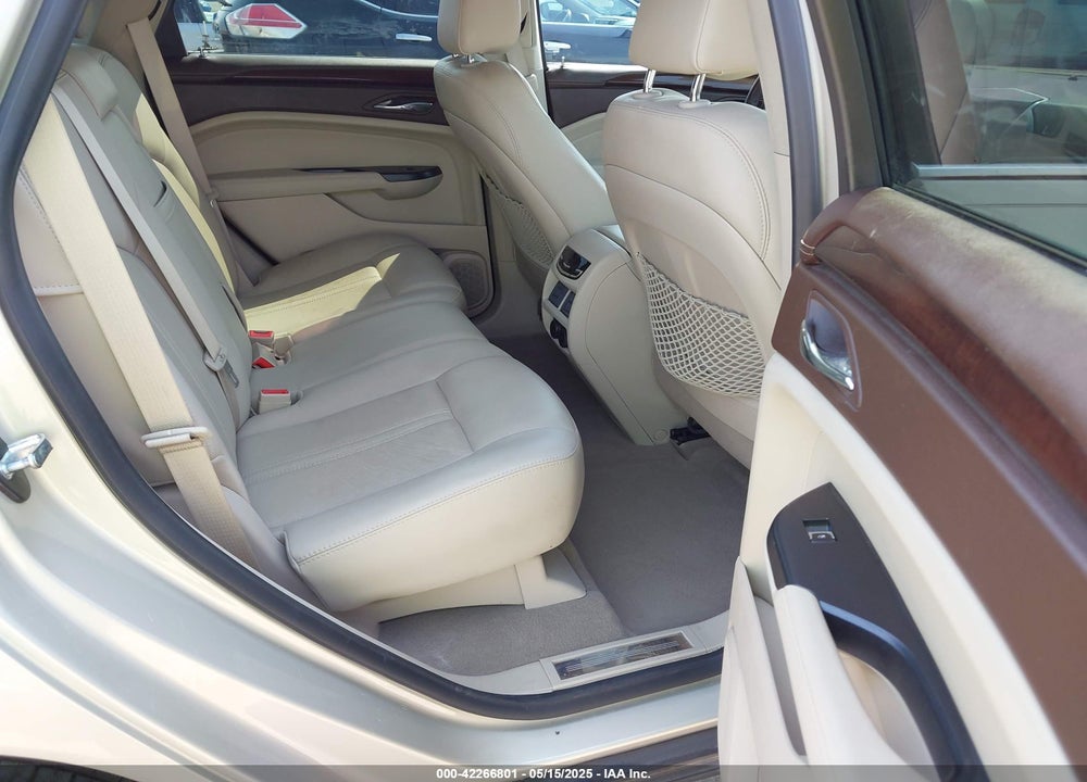 2015 CADILLAC SRX PREMIUM COLLECTION VIN: 3GYFNDE38FS561936