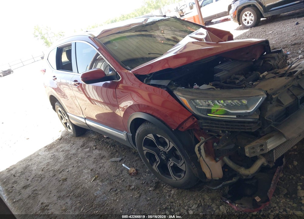 2018 HONDA CR-V TOURING VIN: 2HKRW2H92JH659660