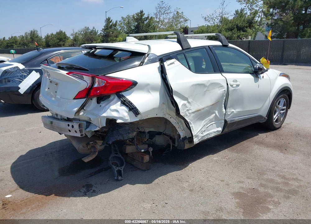 2021 TOYOTA C-HR LE VIN: JTNKHMBX2M1118467
