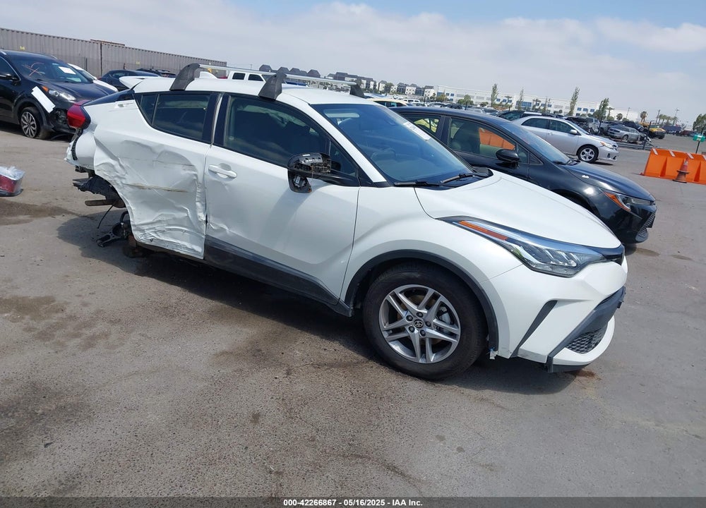 2021 TOYOTA C-HR LE VIN: JTNKHMBX2M1118467