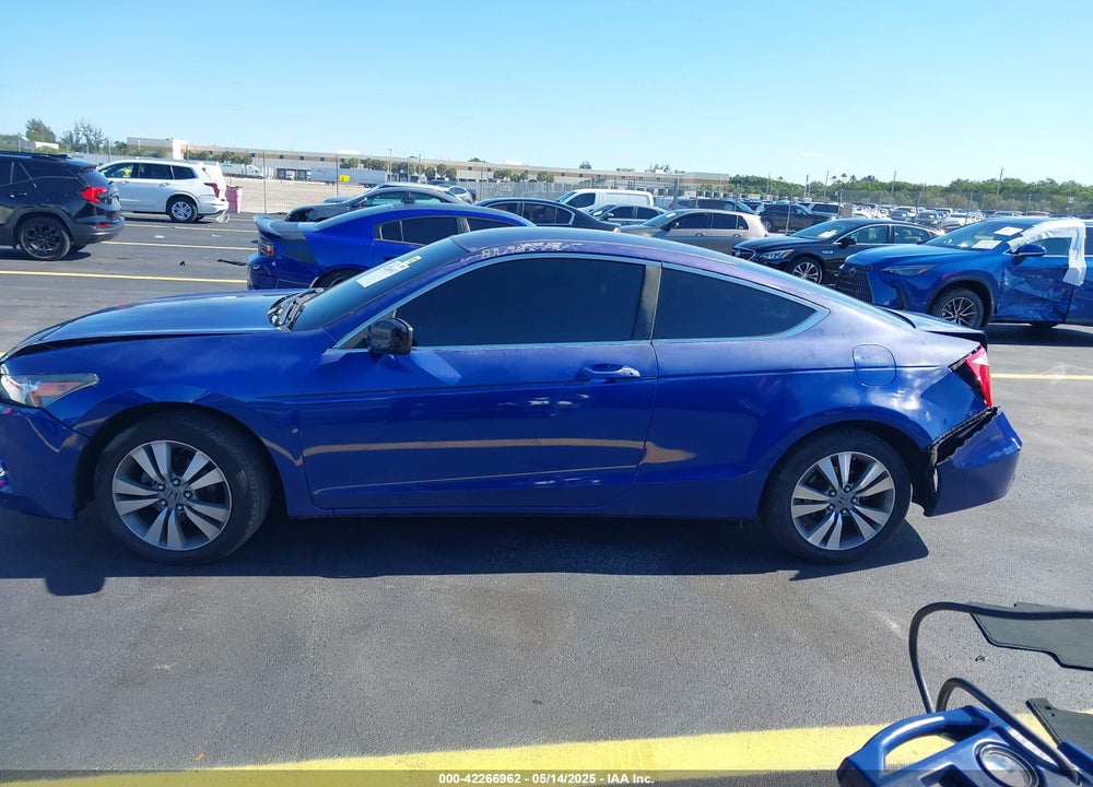 2008 HONDA ACCORD VIN: 1HGCS12318A026523