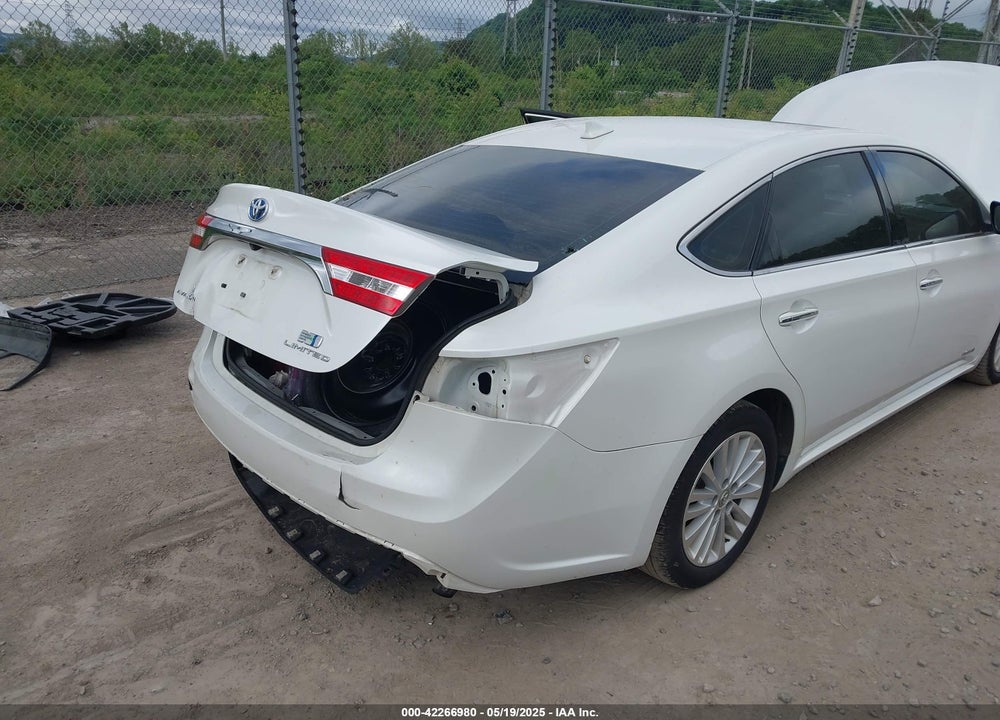 2013 TOYOTA AVALON HYBRID VIN: 4T1BD1EB3DU006320