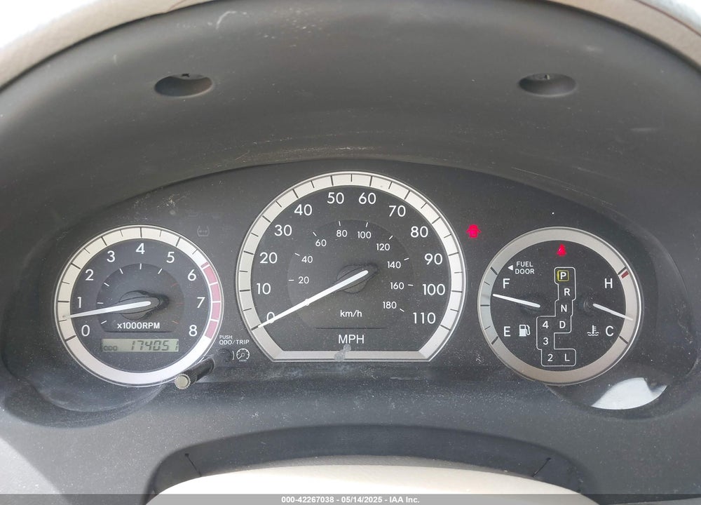 2004 TOYOTA SIENNA LE VIN: 5TDZA23C14S090803