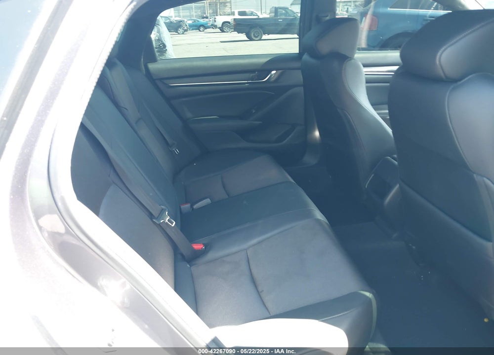 2020 HONDA ACCORD VIN: 1HGCV1F37LA017755