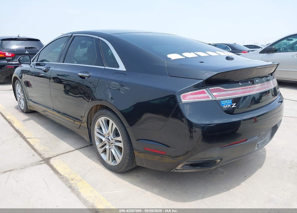2013 LINCOLN MKZ VIN: 3LN6L2G92DR827081