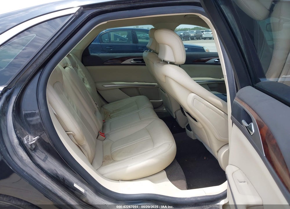 2013 LINCOLN MKZ VIN: 3LN6L2G92DR827081