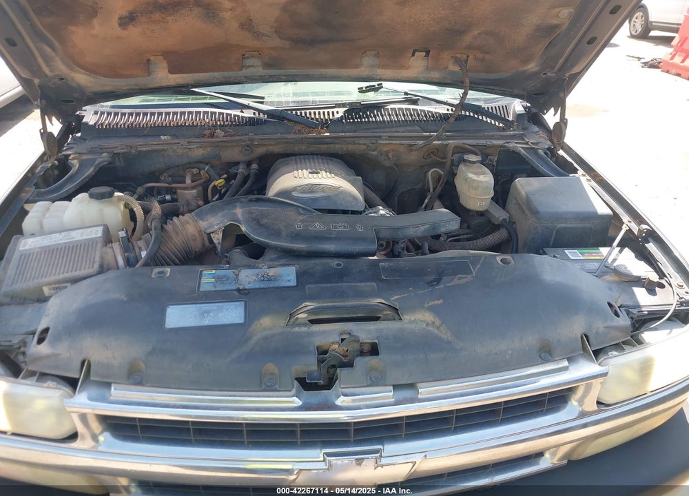 2004 CHEVROLET SUBURBAN 1500 LS VIN: 1GNEC16Z04J163697